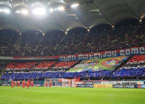 Galeria FCSB a afișat un banner cu un mesaj direct către un cunoscut om de televiziune