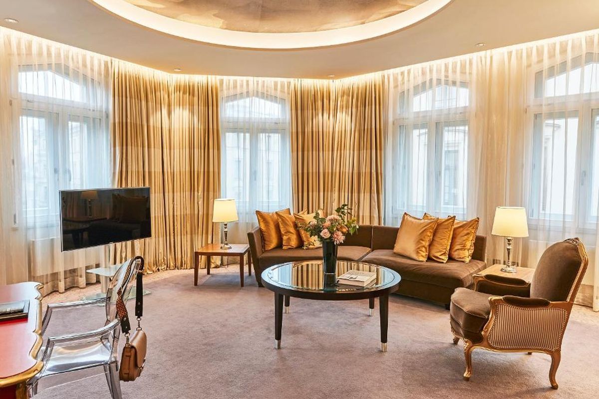 Cameră de hotel Harry Kane