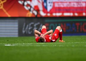 Scandal imens înaintea Mondialului U17! » Patru jucători au fugit din cantonament și s-au îmbătat într-un bar + unul s-a rănit la cap
