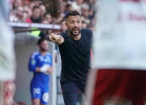 Un superantrenor de 31 de ani, licențiat în filosofie și cu Bielsa profesor, e lider în Ligue 1! Povestea lui e excepțională