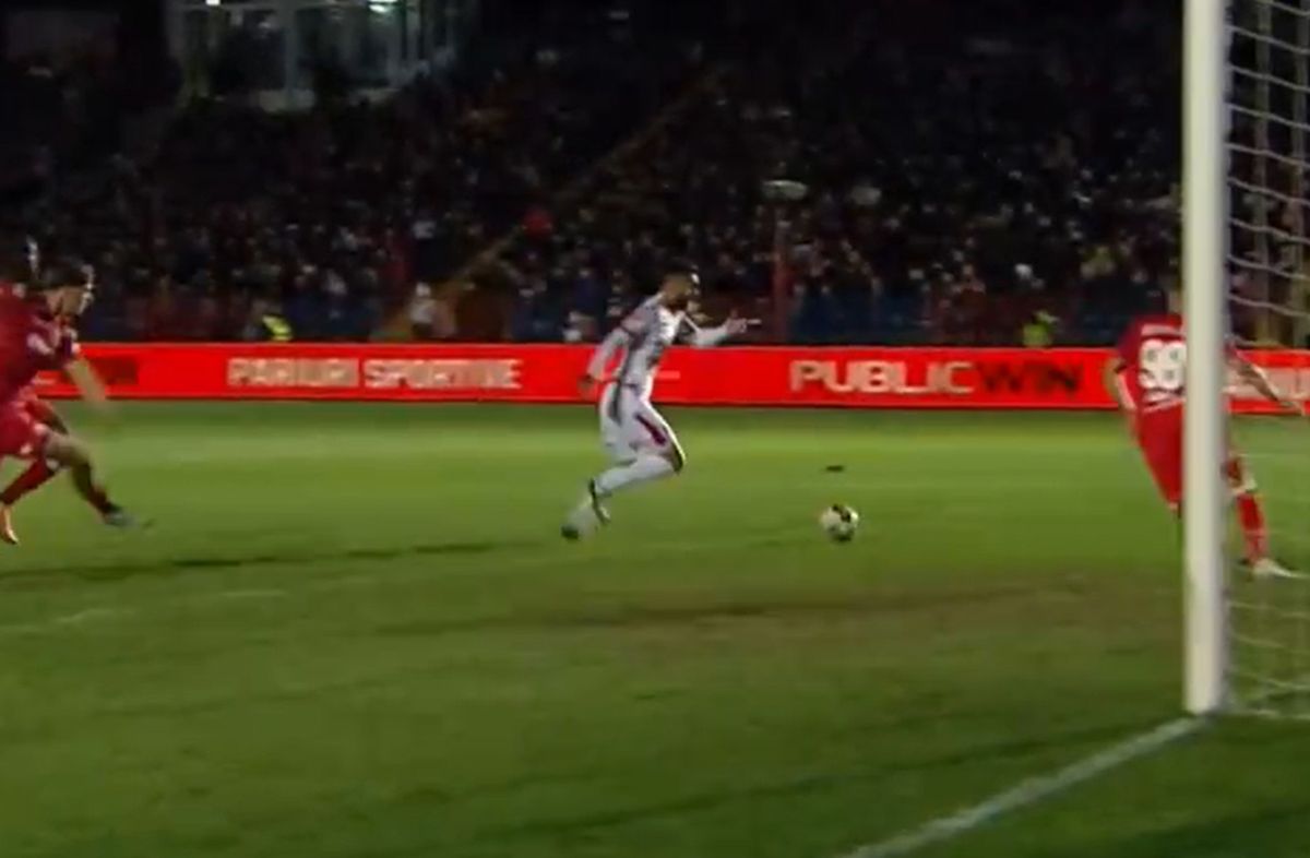 Ratare monumentală în UTA - Dinamo » Faza care putea schimba soarta meciului