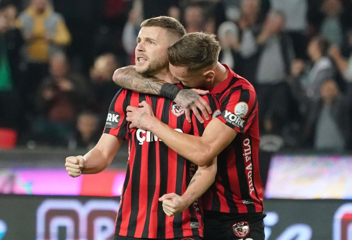 Victorie crucială obținută de Marius Șumudică în Turcia » Gaziantep s-a impus în fața lui Rizespor grație golurilor marcate de doi români