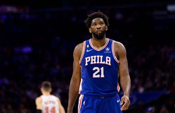 Suspendare de trei meciuri pentru Joel Embiid, după ce a împins un jurnalist în vestiar » NBA: „Respectul reciproc este esențial”