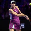 Elena Rybakina în acțiune la WTA Finals Foto: Imago