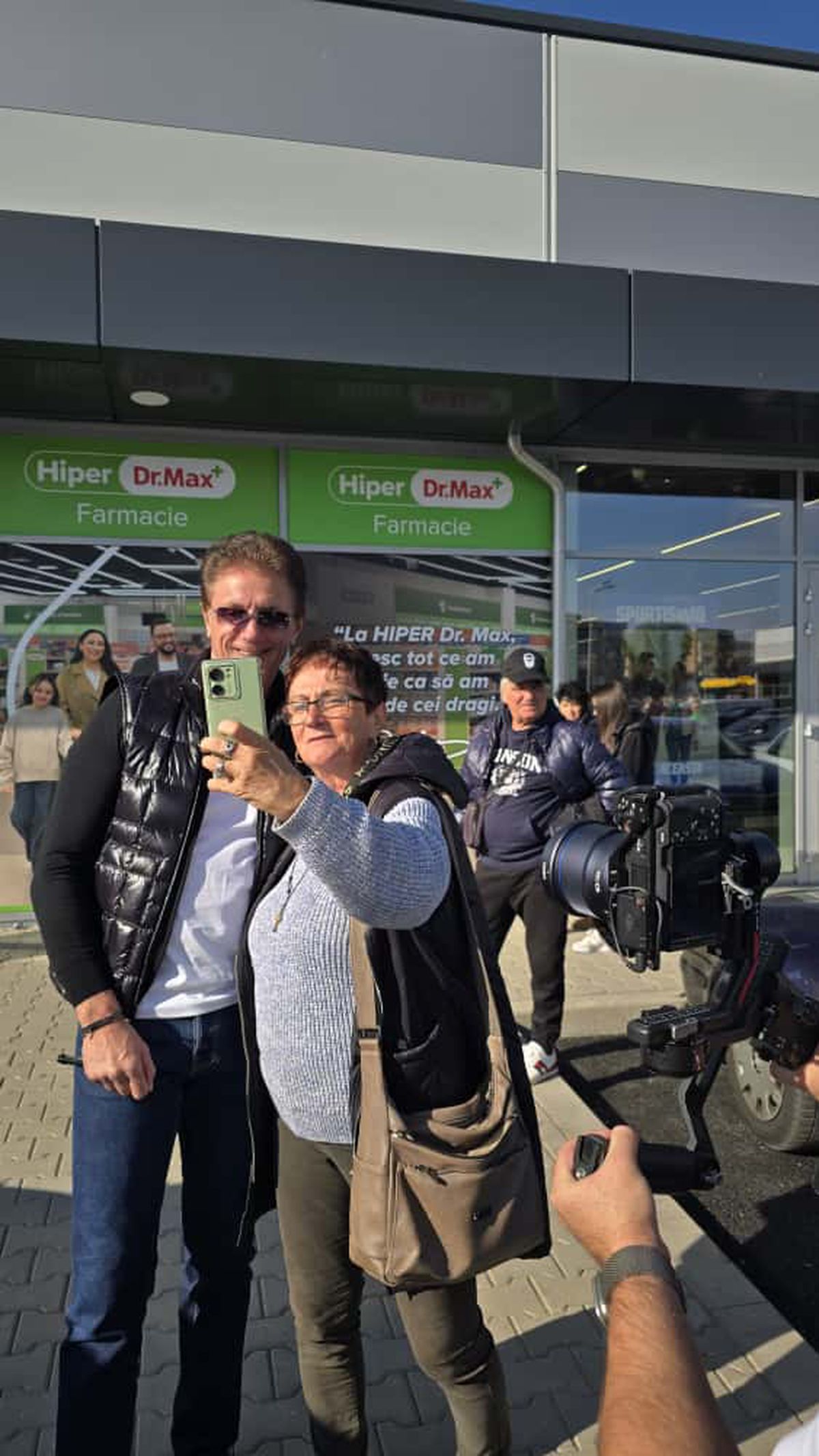 S-a deschis complexul comercial GP Plaza de la Hunedoara // foto: Facebook