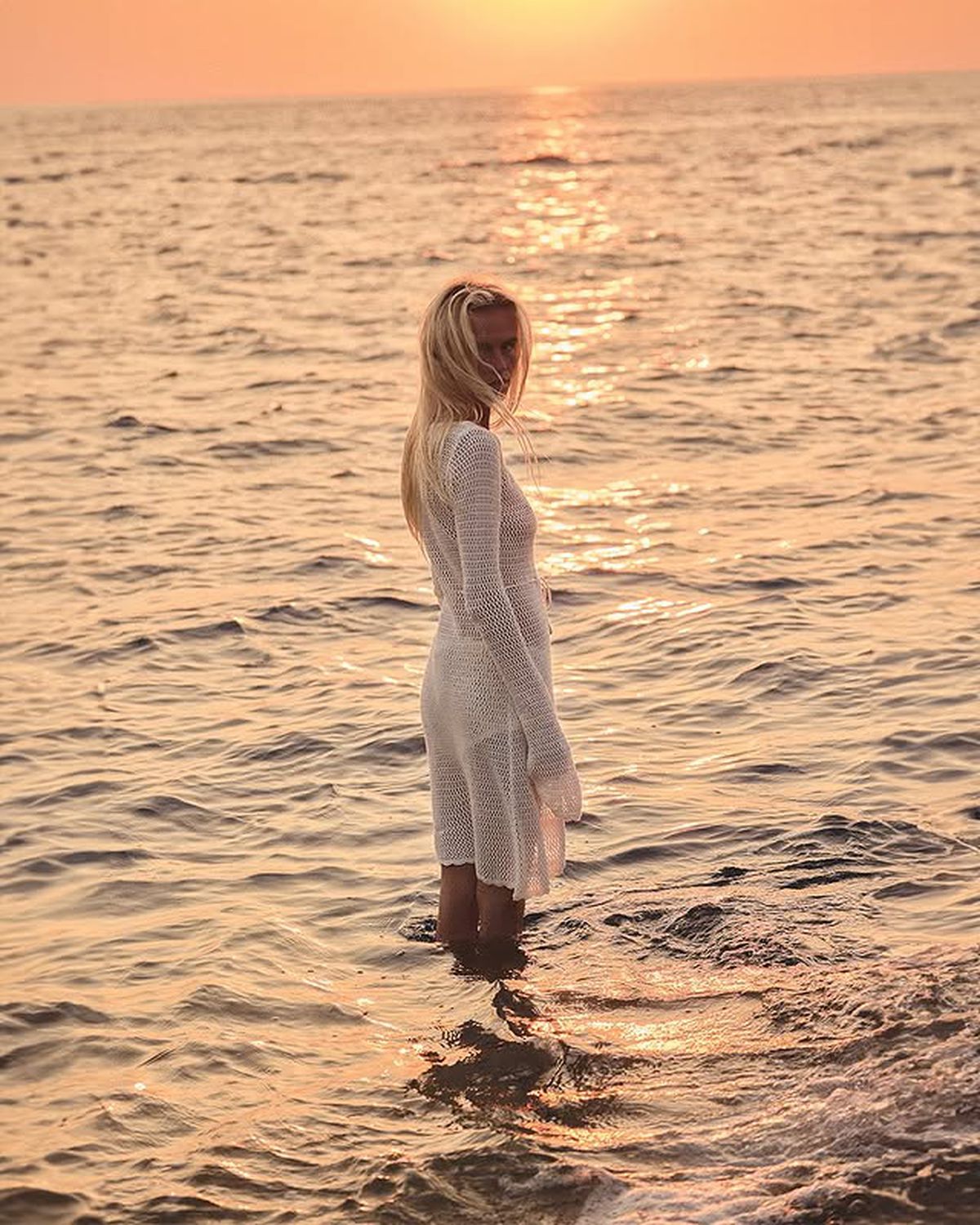 Aflată în plin divorț, soția fotbalistului a „incendiat” internetul cu o poză nud și riscă sancțiuni