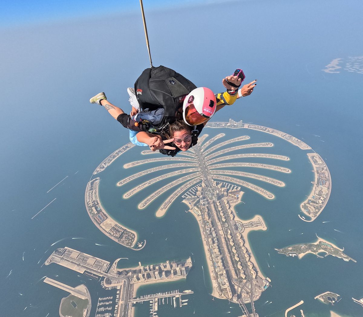 Jaqueline Cristian, salt cu parașuta deasupra Dubaiului