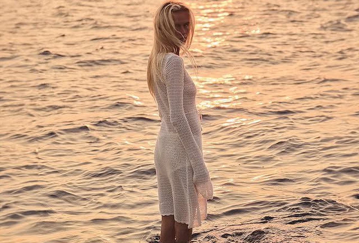 Aflată în plin divorț, soția fotbalistului a „incendiat” internetul cu o poză nud și riscă sancțiuni