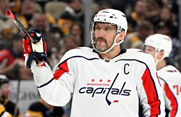 Alex Ovechkin, veteranul de 40 de ani, a ajuns la 900 de goluri în NHL, record absolut!