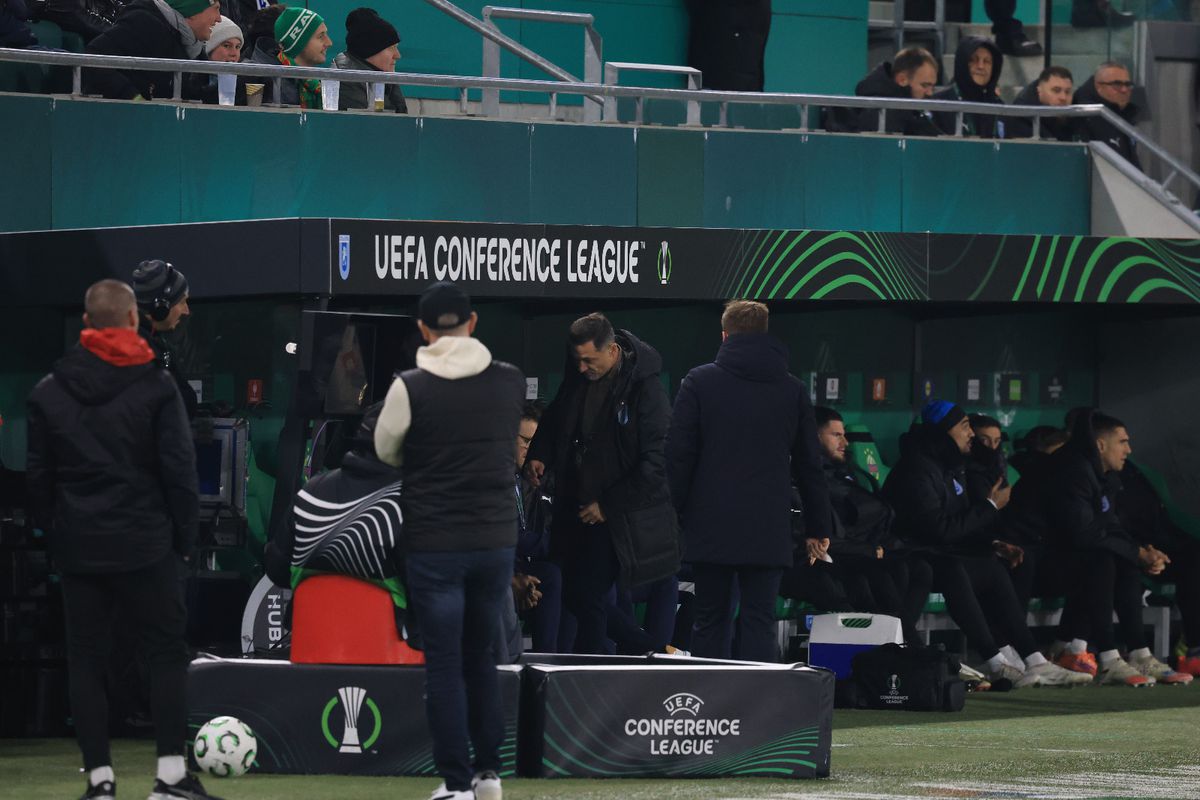 Mirel Rădoi, eliminat în Rapid Viena - Universitatea Craiova