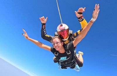 Jaqueline Cristian, salt cu parașuta deasupra Dubaiului