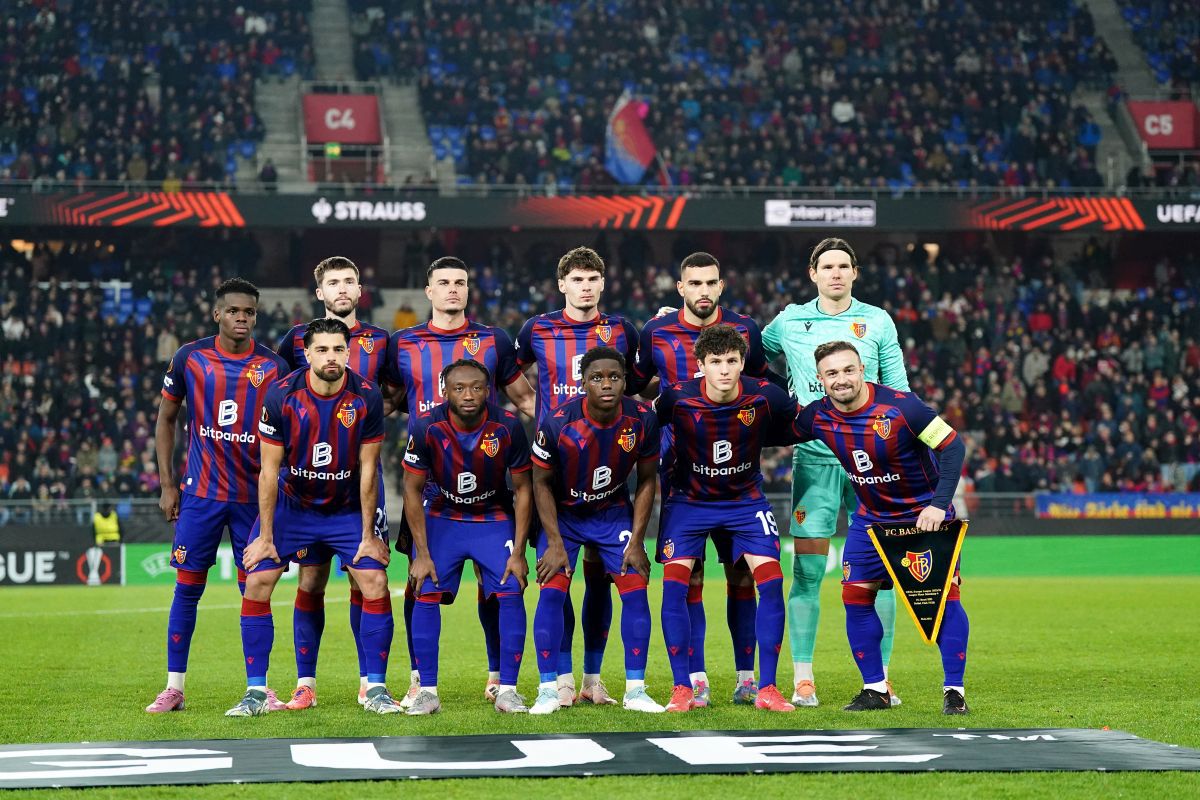 Hora de la Basel » Românii au dat tonul în Elveția timp de un sfert de oră: cum s-a trăit în stadion golul de colecție al lui Olaru