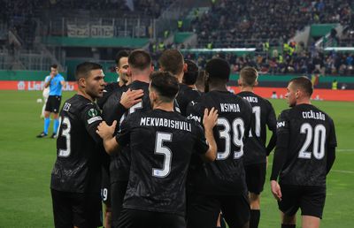 Incredibil ce s-a întâmplat la Viena, după golul Craiovei » Gestul strict interzis în România