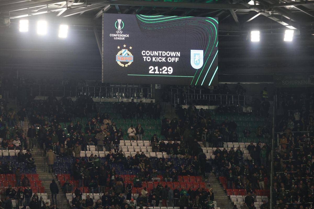 Imagini înainte de Rapid Viena - Craiova