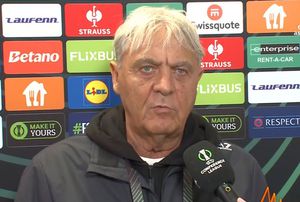 Înainte de Rapid Viena - Craiova, Sorin Cârțu a vorbit despre problema fotbalistului: „A avut o perioadă de traumă”