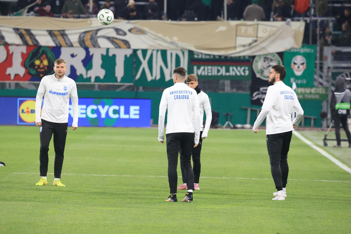 Imagini înainte de Rapid Viena - Craiova
