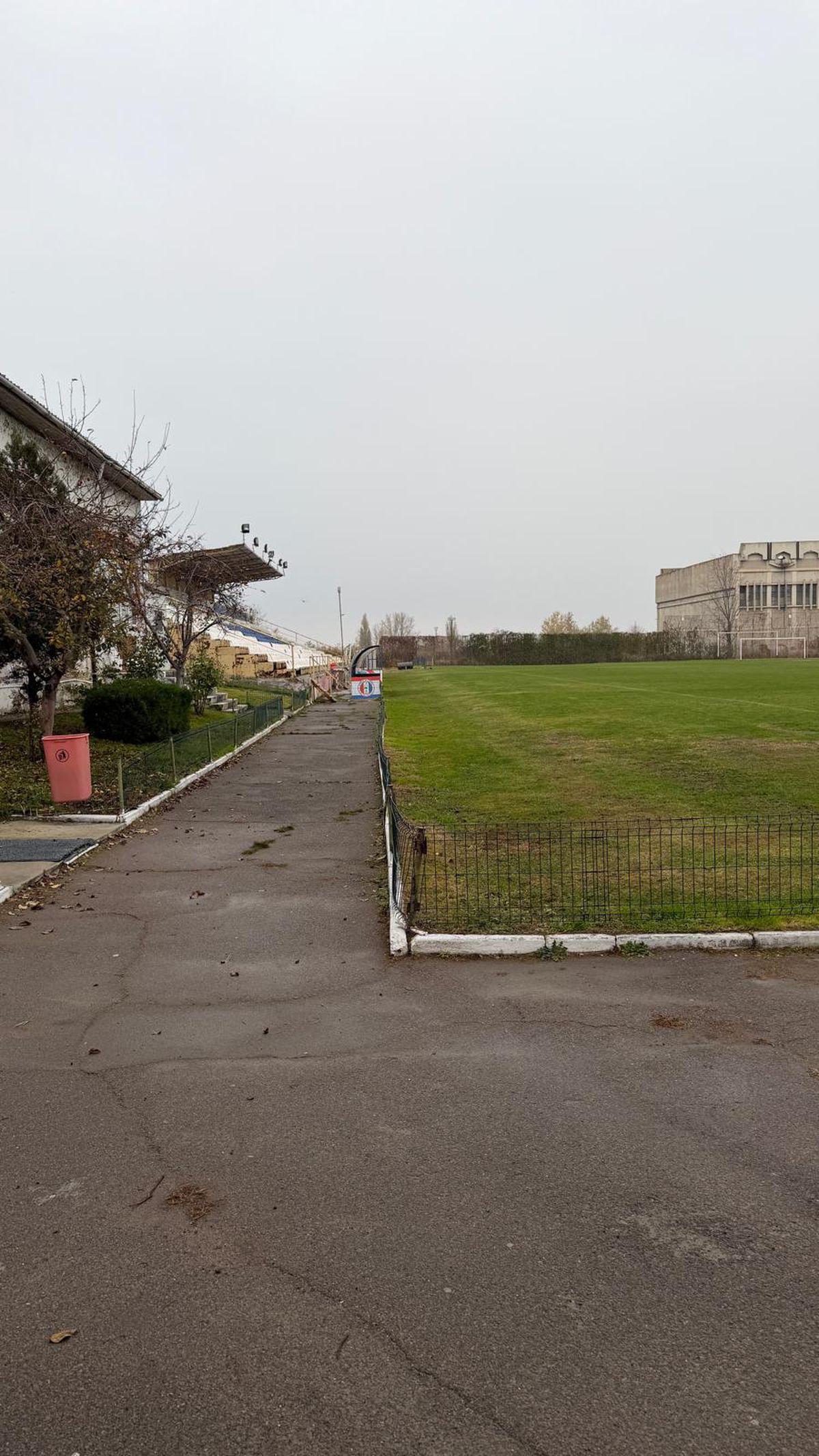 Vrei un stadion? Arena din România, scoasă la licitație: „Prețul este de nimic! Terenul are 1,5 hectare”