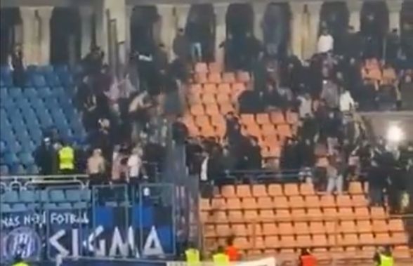 Haos în Conference League: Bătaie generală între suporteri, fotbaliștii au privit uimiți