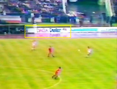 O reclamă la „Dacia Duster” la Dinamo – FC Liverpool, din 1984! E pe bune! Cum a fost posibil