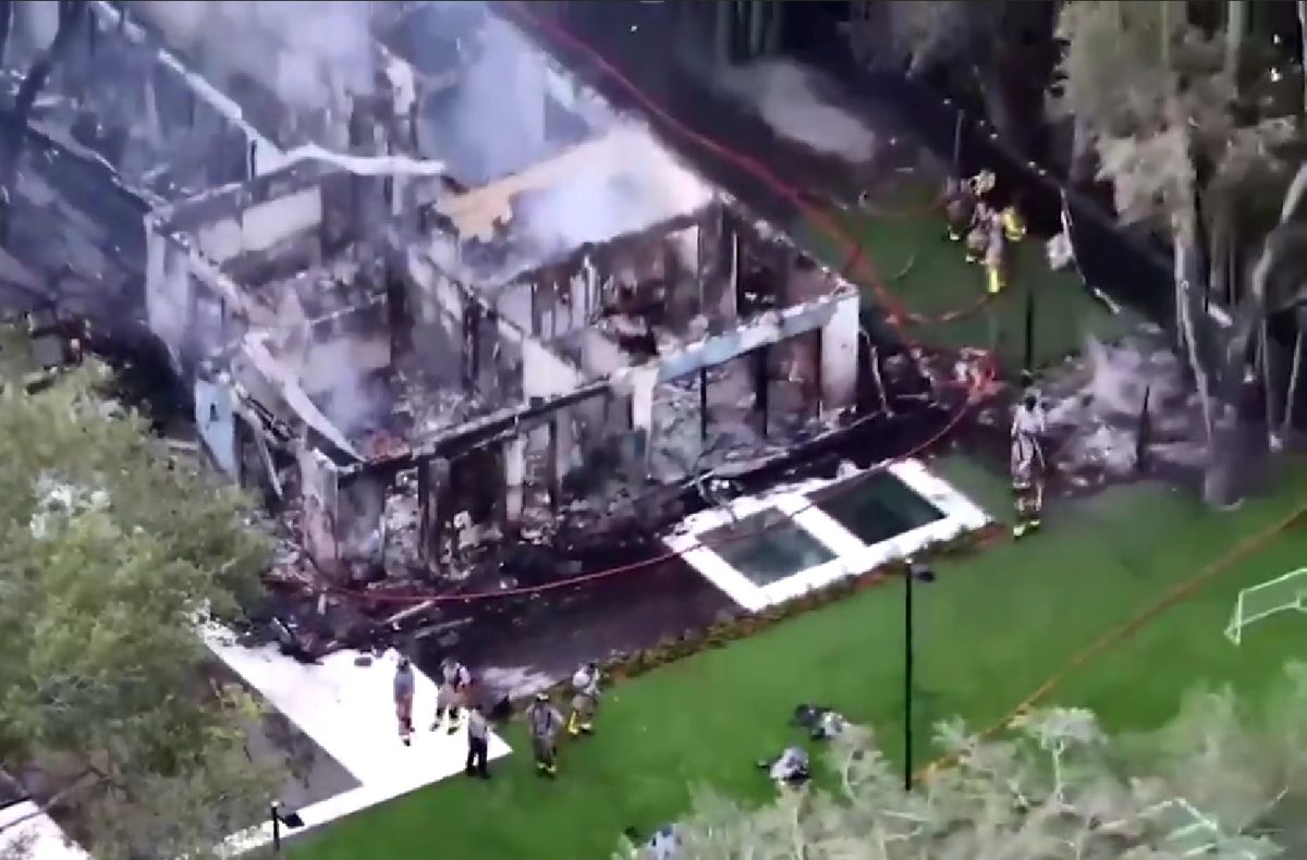 Casa unui antrenor din NBA a fost distrusă de un incendiu! Imagini devastatoare din Miami