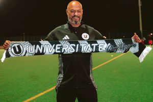 Cristi Dulca a semnat și a fost prezentat oficial:  „Preia postul de antrenor principal”