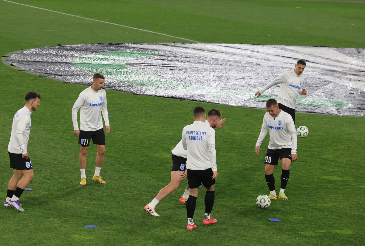 Imagini înainte de Rapid Viena - Craiova