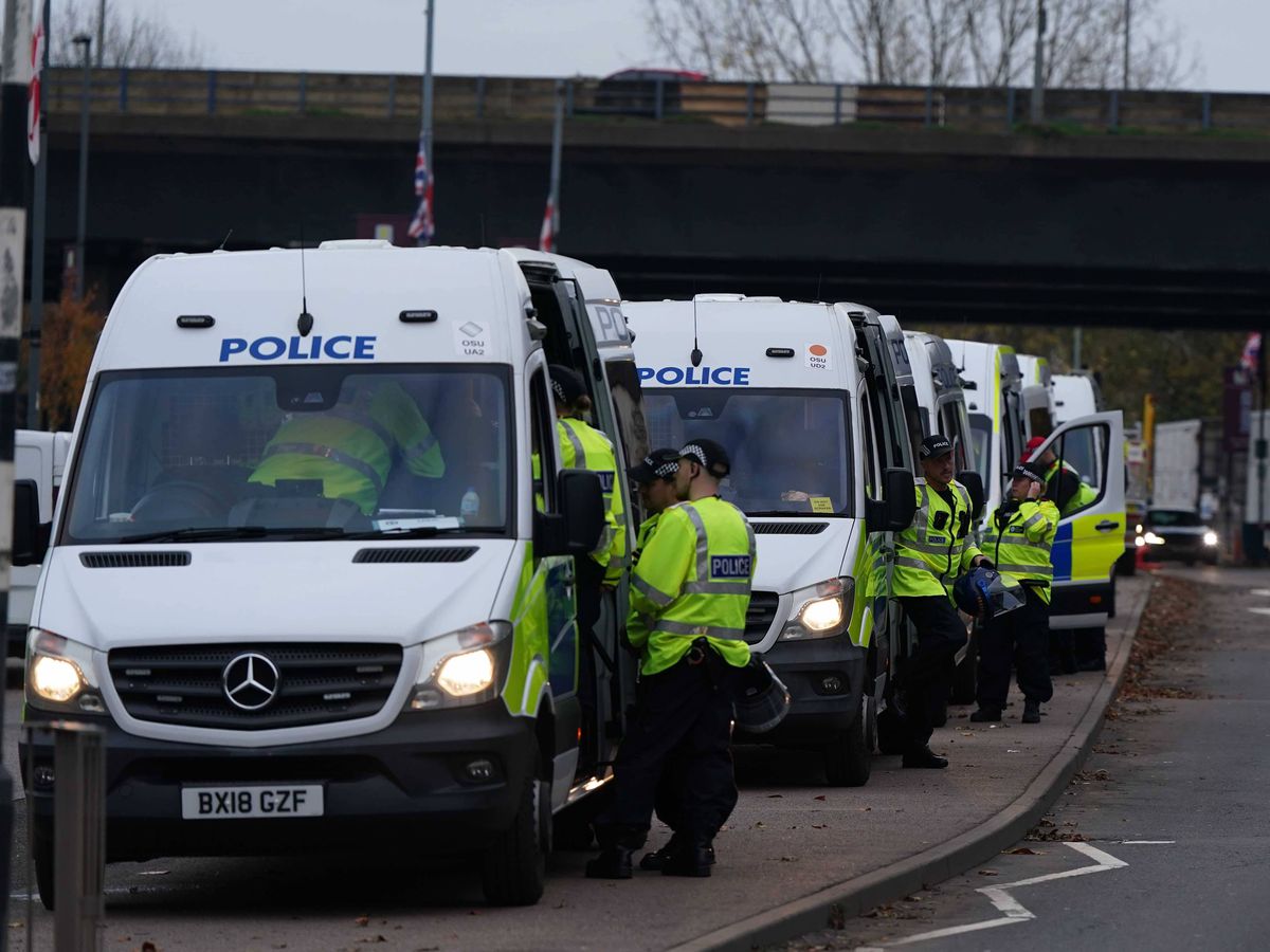 Alertă pe străzile din Birmingham înainte de Aston Villa - Maccabi Tel Aviv » Școli închise mai devreme, 700 de polițiști pe străzi