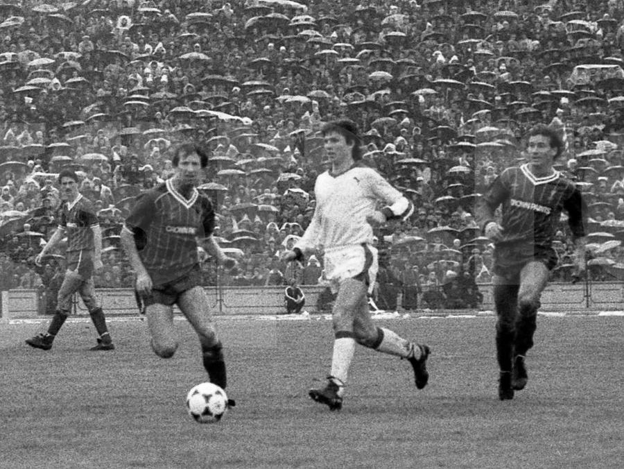 Marin Dragnea în anii de glorie de la Dinamo / FOTO: Arhiva GSP „Dinamo e peste FCSB, uitați motivele!” » Încă o legendă s-a pronunțat înaintea finalei pentru Conference: „Acolo sunt vulnerabili”