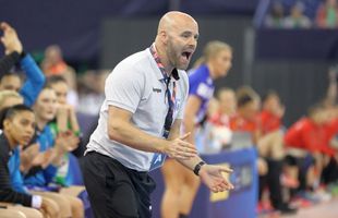ROMÂNIA - UNGARIA 28-27 // Kim Rasmussen, antrenorul Ungariei, furios pe arbitraj: „A fost o rușine ce s-a întâmplat în ultimele minute!”