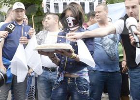 Suporterii FCU, avertizați: „Astfel de episoade nu au niciodată happy-end. Să ne amintin de Copos, Bosânceanu și Negoiță!”