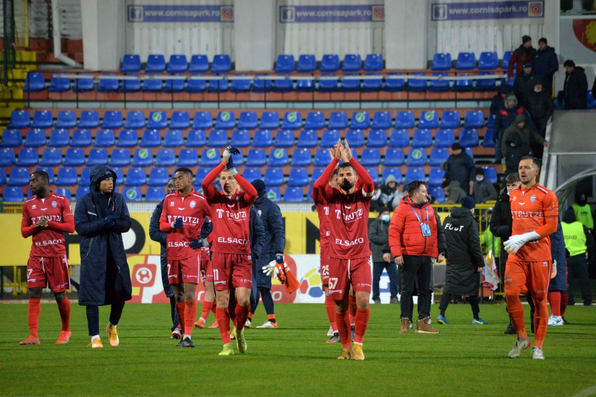 4 goluri, penalty ratat și „recital” al arbitrilor » Toate în FC Botoșani - CSU Craiova: Reghe nu mai bate pe nimeni!