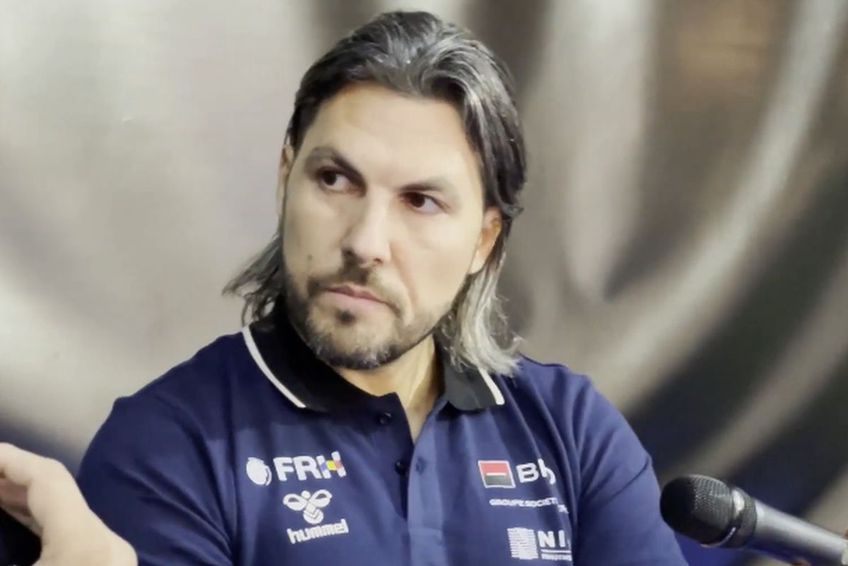 Adrian Vasile (39 de ani), selecționerul echipei naționale