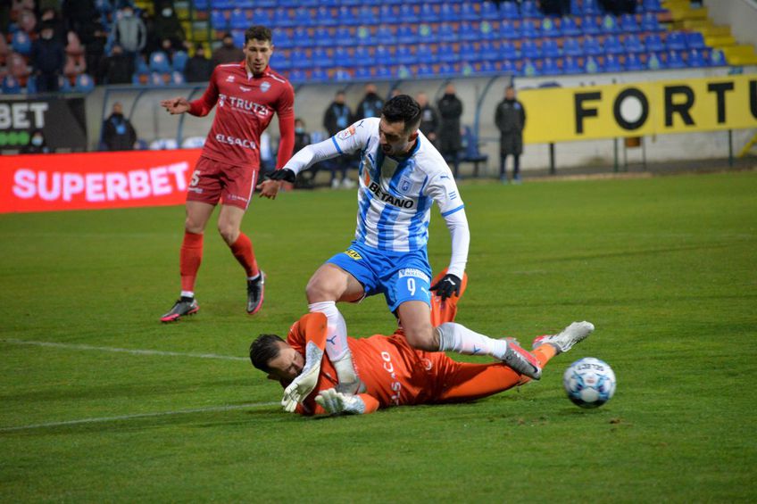 FC Botoșani și CS Universitatea Craiova au remizat, scor 2-2, în ultimul meci al rundei #18 din Liga 1. Ritmul meciului a fost peste media Ligii 1, dar erorile de arbitraj și-au spus din nou cuvântul.