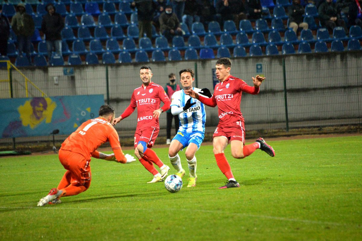 4 goluri, penalty ratat și „recital” al arbitrilor » Toate în FC Botoșani - CSU Craiova: Reghe nu mai bate pe nimeni!