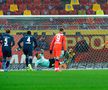 Partida FCSB - UTA a fost „măcinată” de erori de arbitraj / FOTO: Gazeta Sporturilor