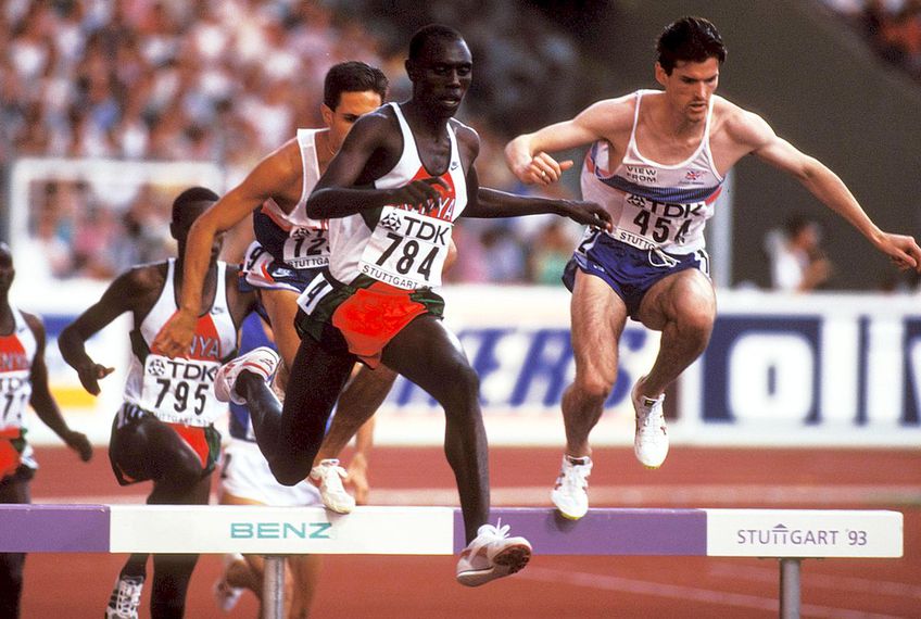 Moses Kiptanui, într-o cursă din anii 90 //  Foto: Imago