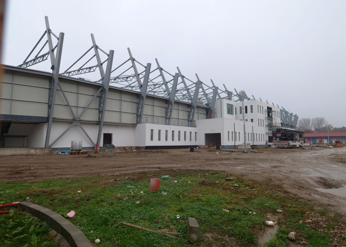 15 milioane € în loc de 6,7 milioane! Singura arenă fără peluze din Superliga a ajuns să coste mai mult decât dublul sumei estimate inițial