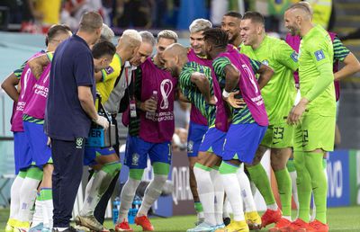 Selecționerul Braziliei le răspunde criticilor. Cum explică dansul contestat în Anglia: „Doar răutăcioșii spun că e lipsă de respect”