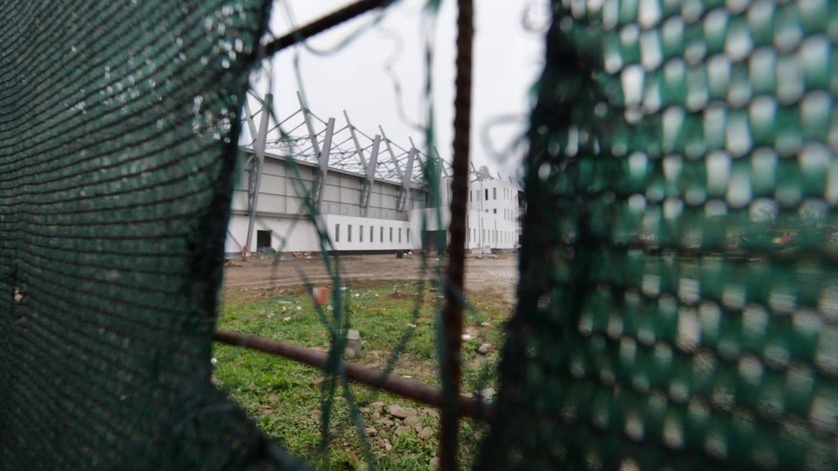 15 milioane € în loc de 6,7 milioane! Singura arenă fără peluze din Superliga a ajuns să coste mai mult decât dublul sumei estimate inițial