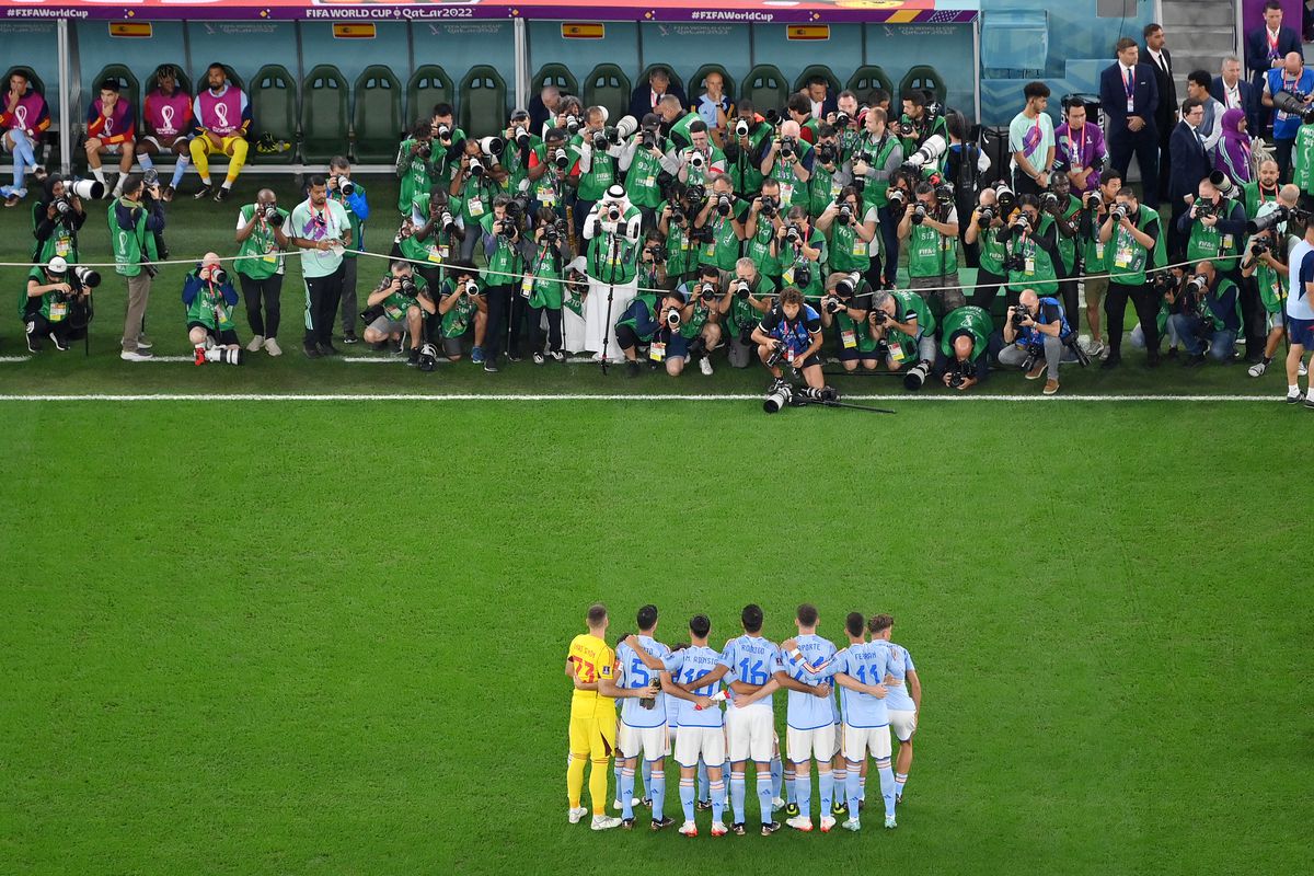 Câinele le-a mâncat tema  » Dezastrul care putea fi prevenit! Luis Enrique, ignorat de jucătorii Spaniei