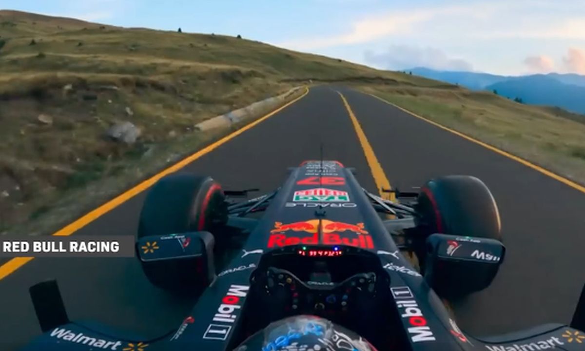 Ce se întâmplă când monopostul F1 al lui Vettel e blocat de o nuntă pe Transalpina? Cadre memorabile filmate pe cea mai înaltă șosea din România 