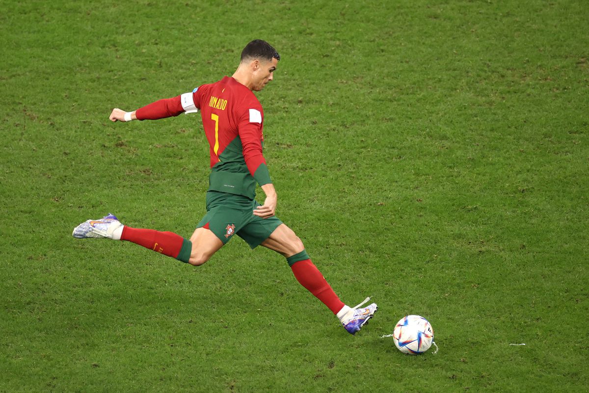 Cristiano Ronaldo, nervos după calificarea Portugaliei » Ce a făcut în timp colegii se bucurau pe gazon