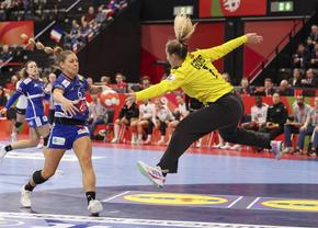 Franța - Muntenegru, în grupa României de la Campionatul European de handbal feminin » Clasamentul actualizat! GSP transmite de la Debrecen