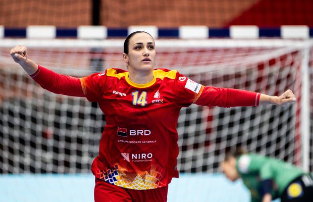 Ce făcea handbalista lăsată acasă pentru Mondial în timp ce se juca România - Ungaria