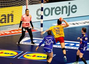 Lipsă de fair-play! Ce au putut să declare selecționerul și handbalistele Franței despre meciul cu România de la Europeanul de handbal: „Tot felul de probleme”