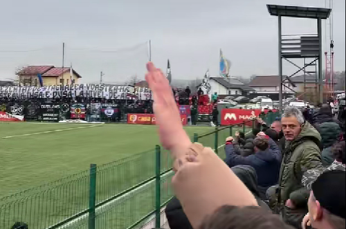 Fanii gazdelor au strigat numele lui Gigi Becali la FC Bacău - Steaua