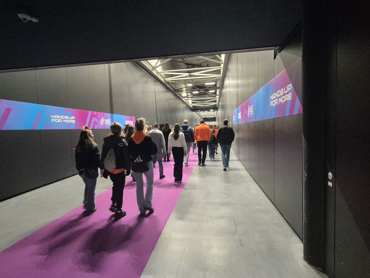 Știm toate naționalele calificate în sferturile de finală la Campionatul Mondial de handbal feminin » 9.000 de fani „oranje” au creat o atmosferă fantastică