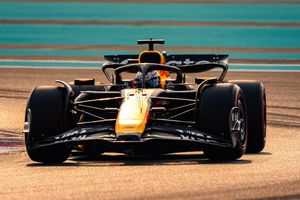 Max Verstappen, cel mai rapid în calificările din Abu Dhabi! Cum arată grila de start în cursa care va decide titlul mondial