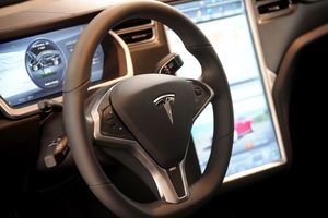Tesla lansează noul Model 3 în Europa » Care este prețul de pornire