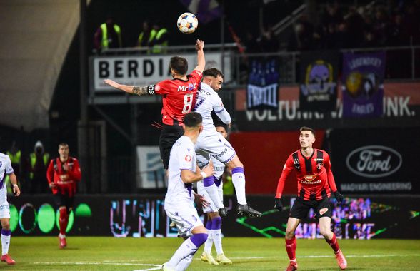 Două goluri și un penalty ratat în Csikszereda - FC Argeș » Lupta la play-off devine teribilă: clasamentul ACUM